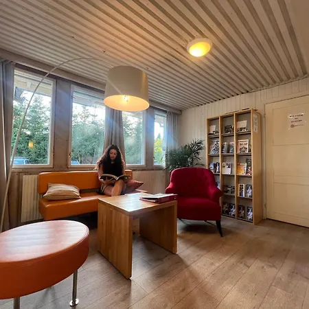 Hovdetun Hostel *