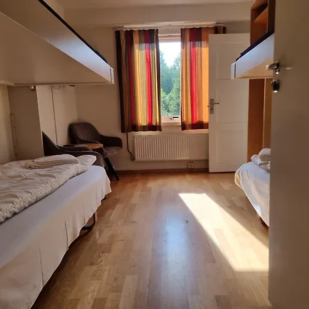 约维克霍德屯旅馆 *